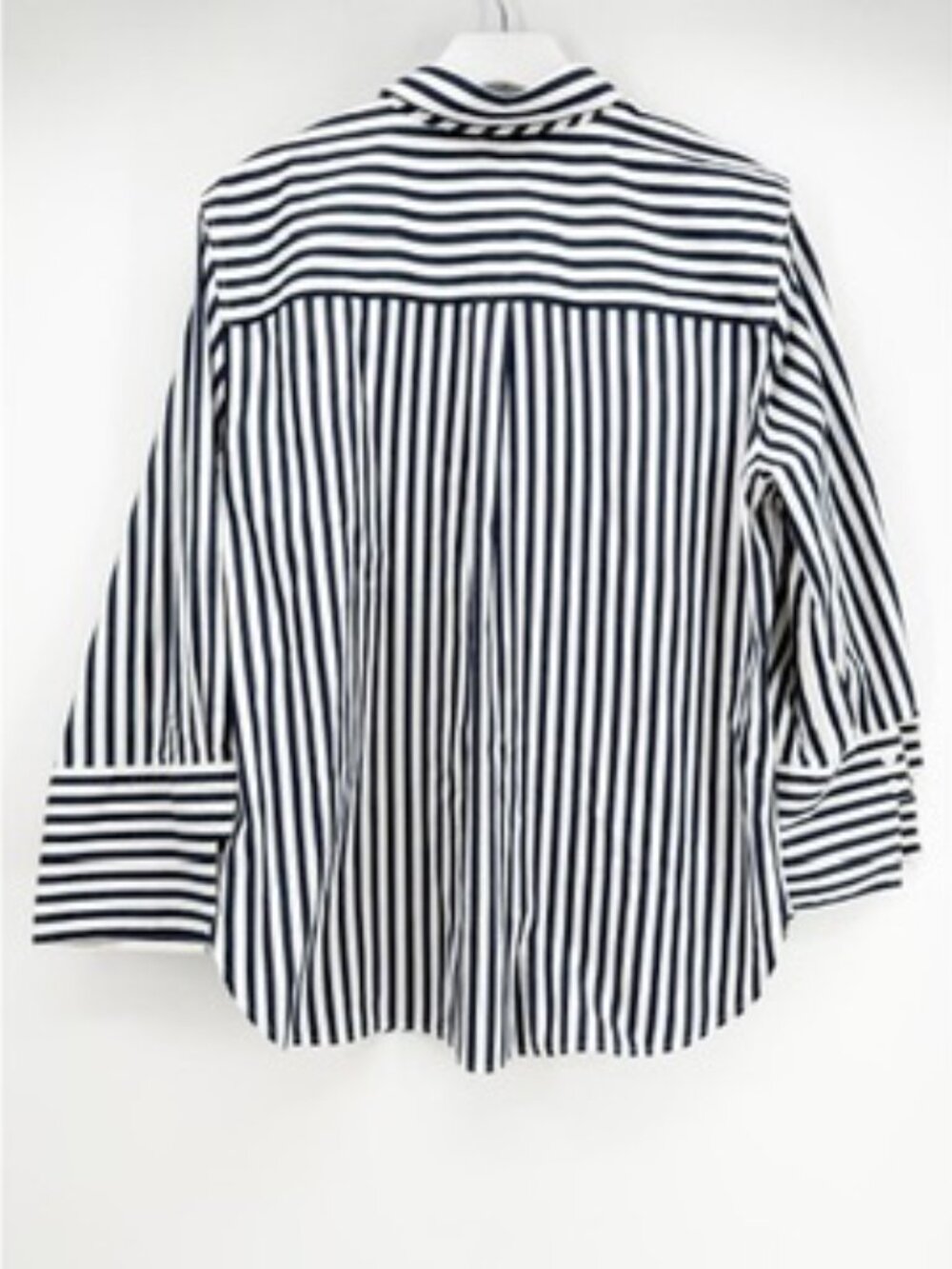 Chicos Gray White Striped Button Down Shirt 3/4 Sleeve Size 2 US 12 - Picture 7 of 11